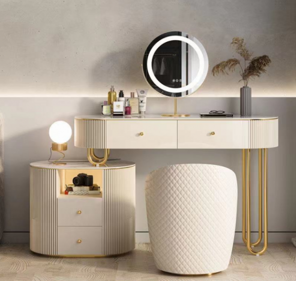 Roundhill Furniture Ashley Silver Wood Dresser and Stool Set, Silver