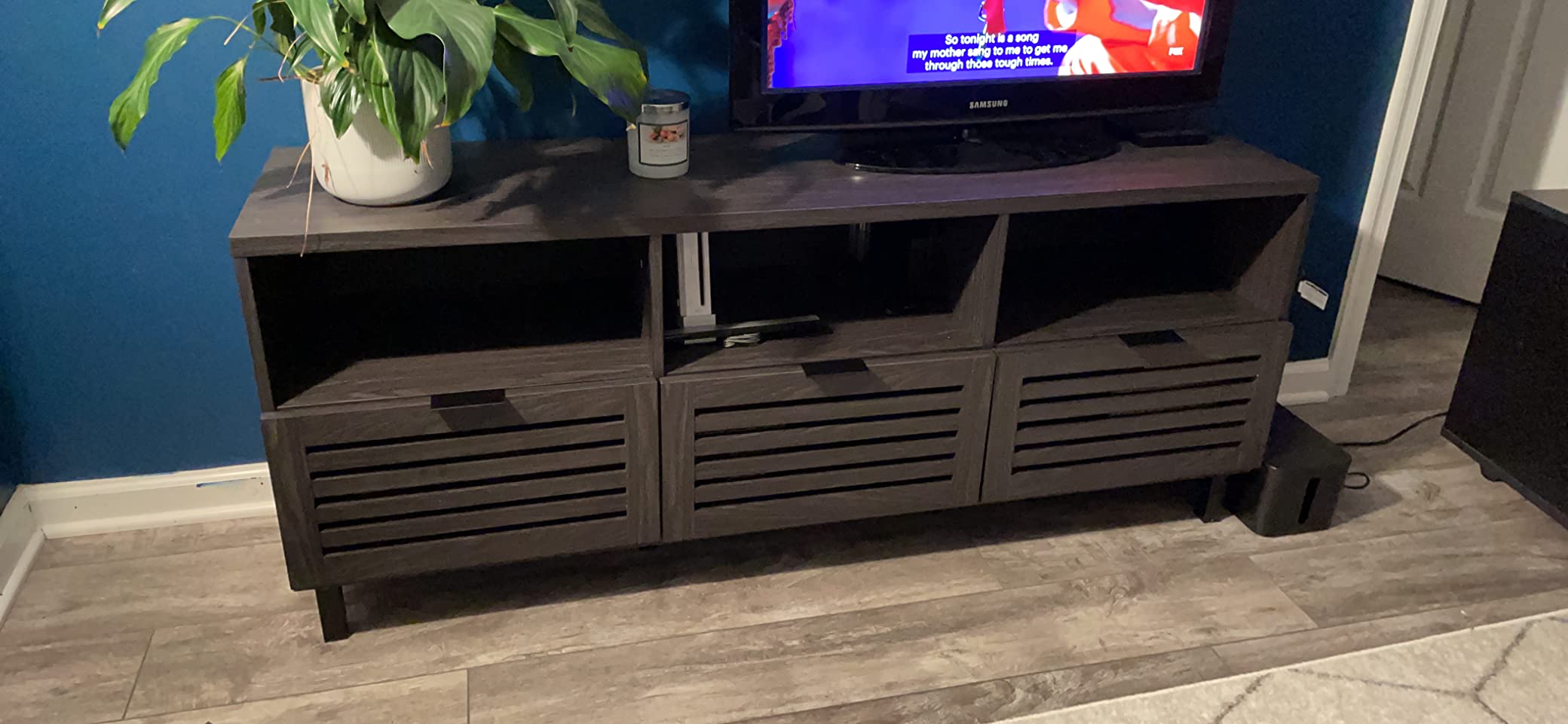 【Furniture】Modern Slatted Wood TV Stand for TV's up to 80