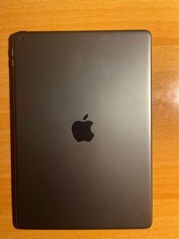 Apple Ipad (Settima Generazione) 2020 32 Gb